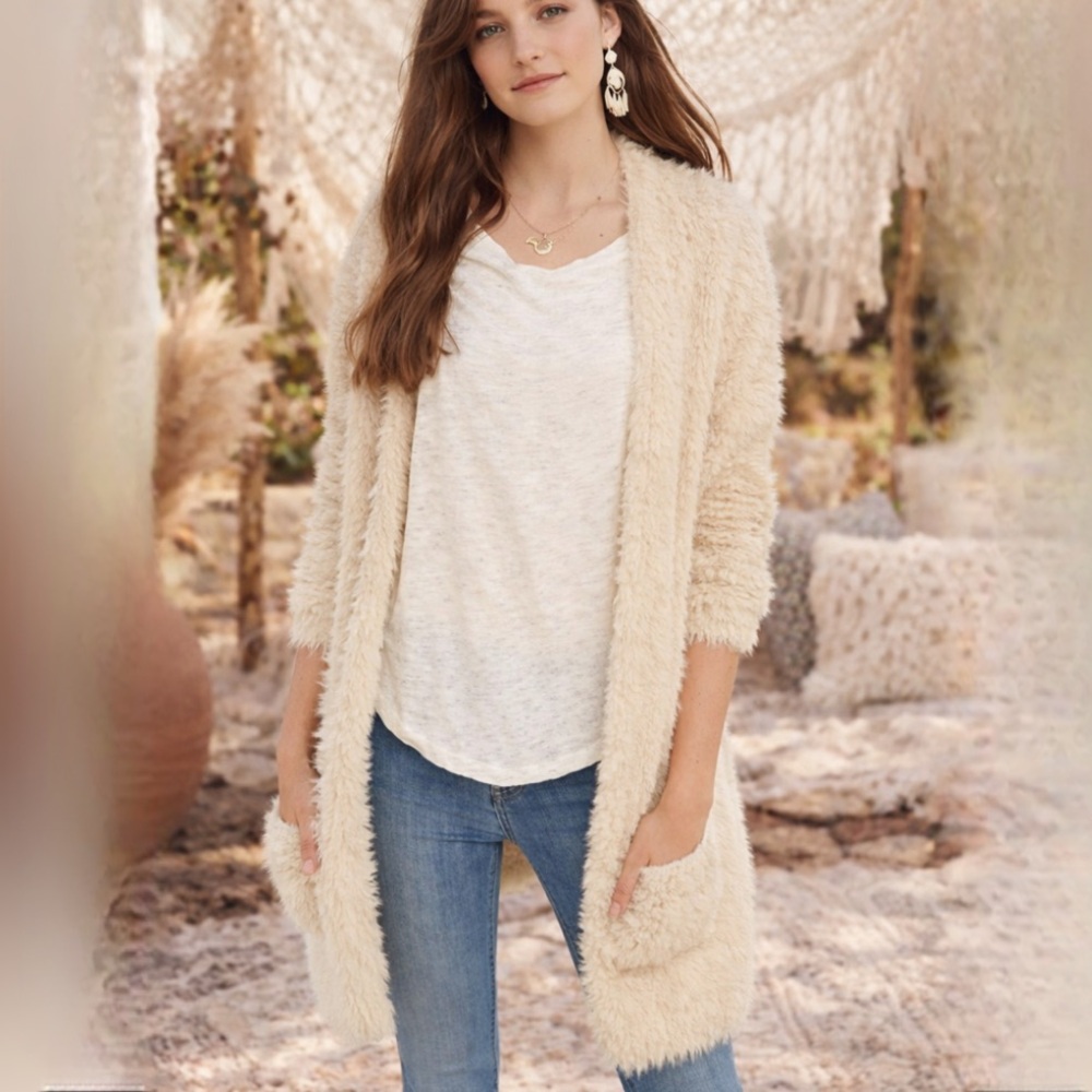 Free People Cream Soft Faux Fur Cardigan Oversized Small - Picture 3 of 15